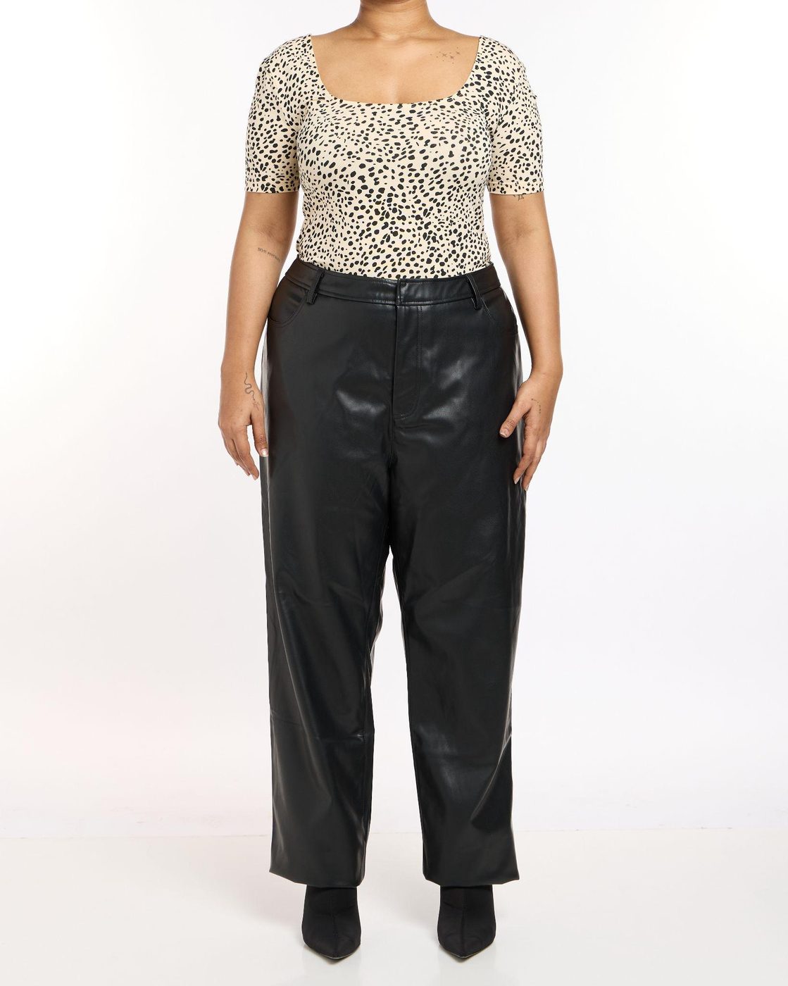 Plus size · AI model
